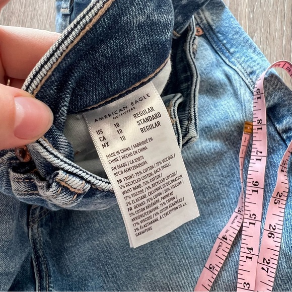 American eagle mom jean distressed - Picture 7 of 8
